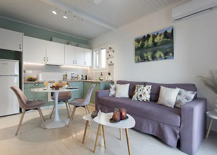 Oliva E Mare Luxury Mpenitses