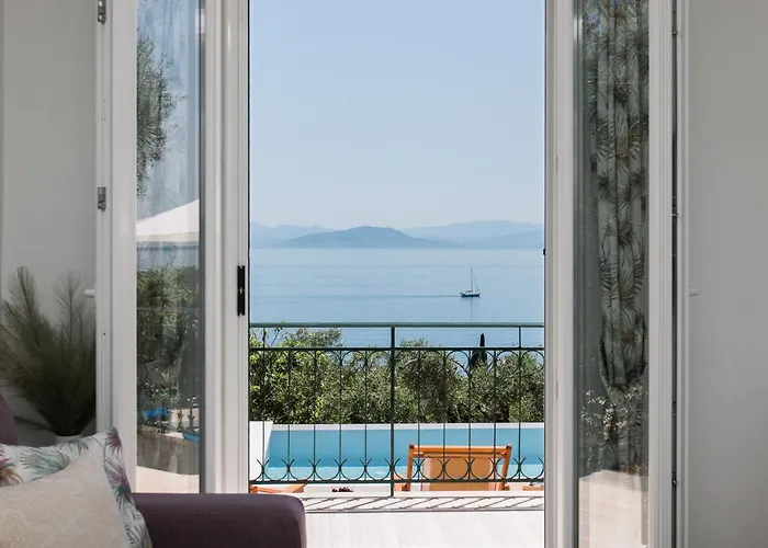 Oliva E Mare Luxury Mpenitses