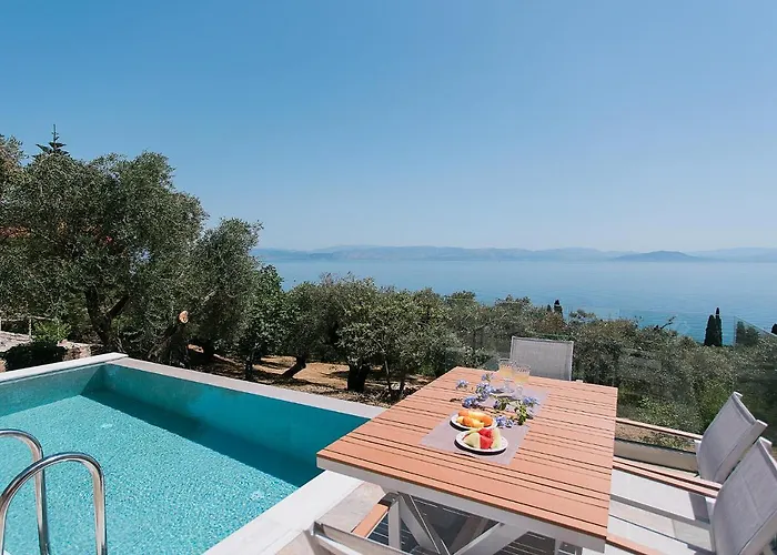 Oliva E Mare Luxury Mpenitses