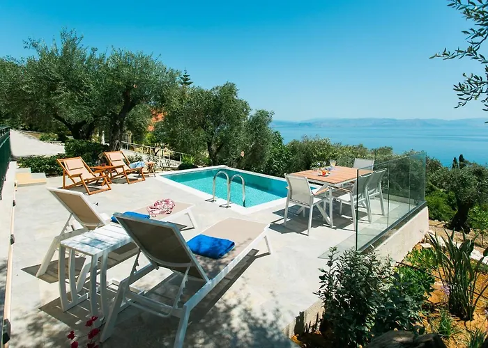 Oliva E Mare Luxury Villa Mpenitses