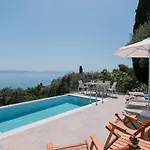 Oliva E Mare Luxury 바니체스