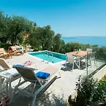 Oliva E Mare Luxury וילה בניטסס
