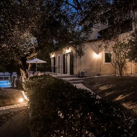 Oliva E Mare Luxury Benitses (Corfu)